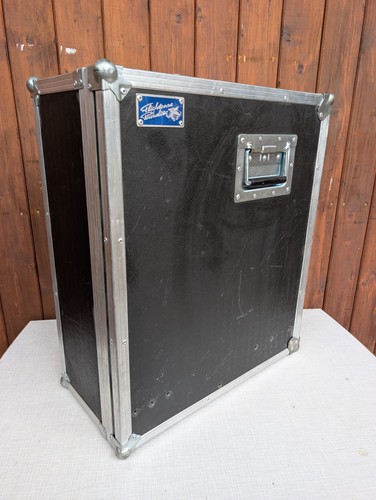 Vintage flightcase paradise - flightcase,